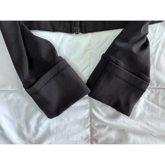 New Size 12 Lululemon Nulu Cropped Define Jacket Black Thumbholes Full Zip $138 - Picture 13 of 15